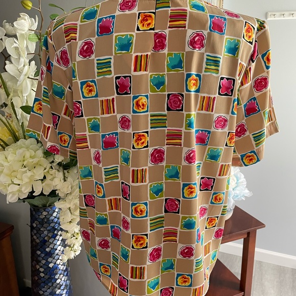 Renaissance Sportswear Blouse. Check pattern. Flowers. Size M. Made in USA - Picture 3 of 5